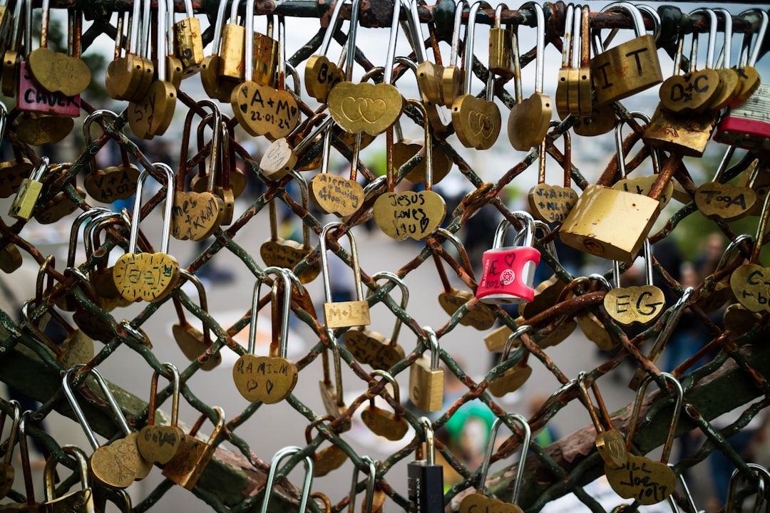 Алео приватные приложения: как защитить свои данные в блокчейне