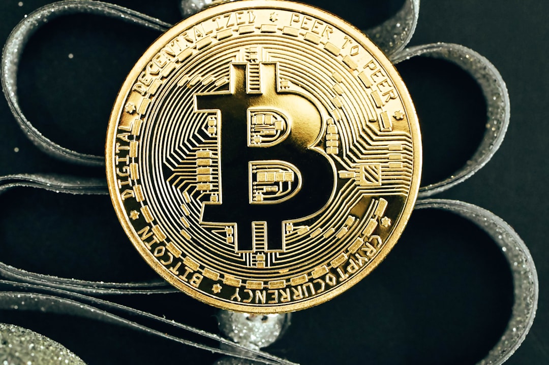 Анонимная торговля товарами: как сохранить приватность с помощью криптовалют