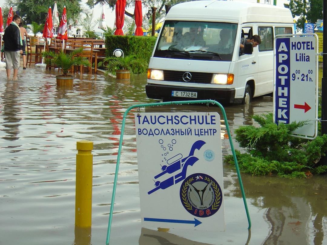 Sponsored Transactions: Enhancing Privacy in Cryptocurrency