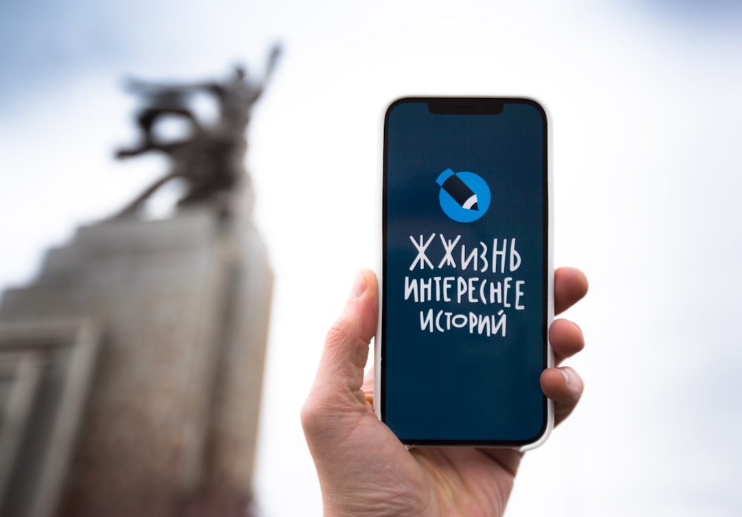 The Rise of Anonymous Online Shopping: Privacy in the Digital Age